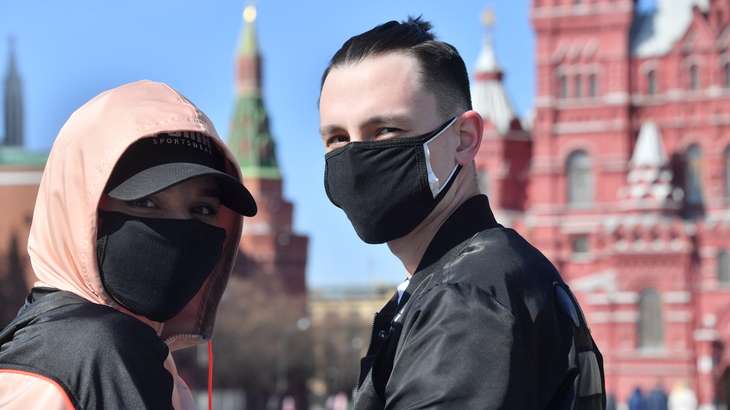 За сутки в РФ выявлено 7,6 тысячи новых случаев COVID-19