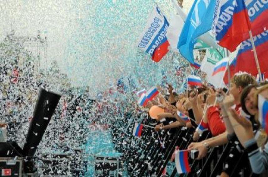 Владимир Путин: "Нас невозможно отлучить, оторвать, изолировать от родных корней и истоков"